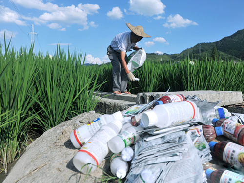 安徽农村开展有毒有害垃圾回收工作，成果喜人